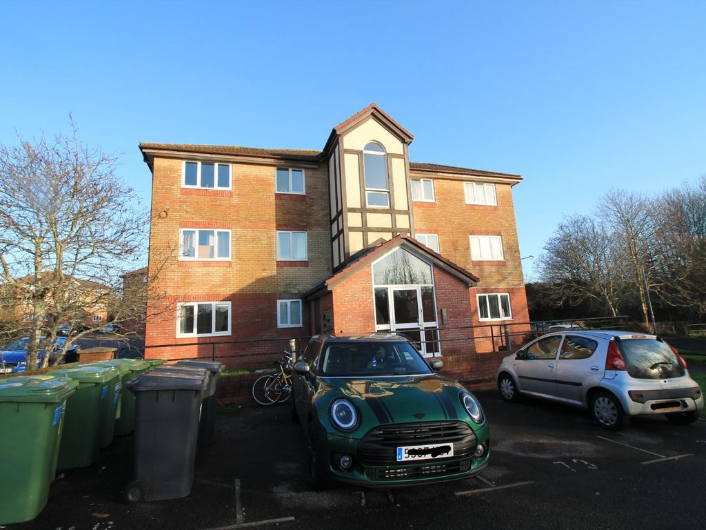 1 bed property to rent in Chequers Court, Palmers Leaze, Bradley Stoke