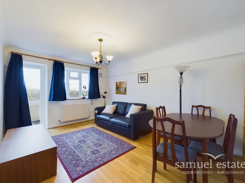 1 bed flat to rent in Caistor House, Caistor Road, Balham SW12, £1,700
