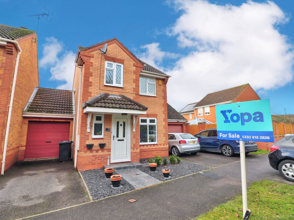 3 bed linkdetached house for sale in Woodgate Drive, Chellaston, Derby