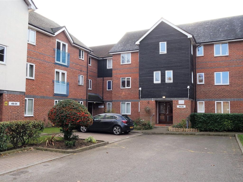 2 bed flat to rent in Mandeville Court, Chingford E4 Zoopla