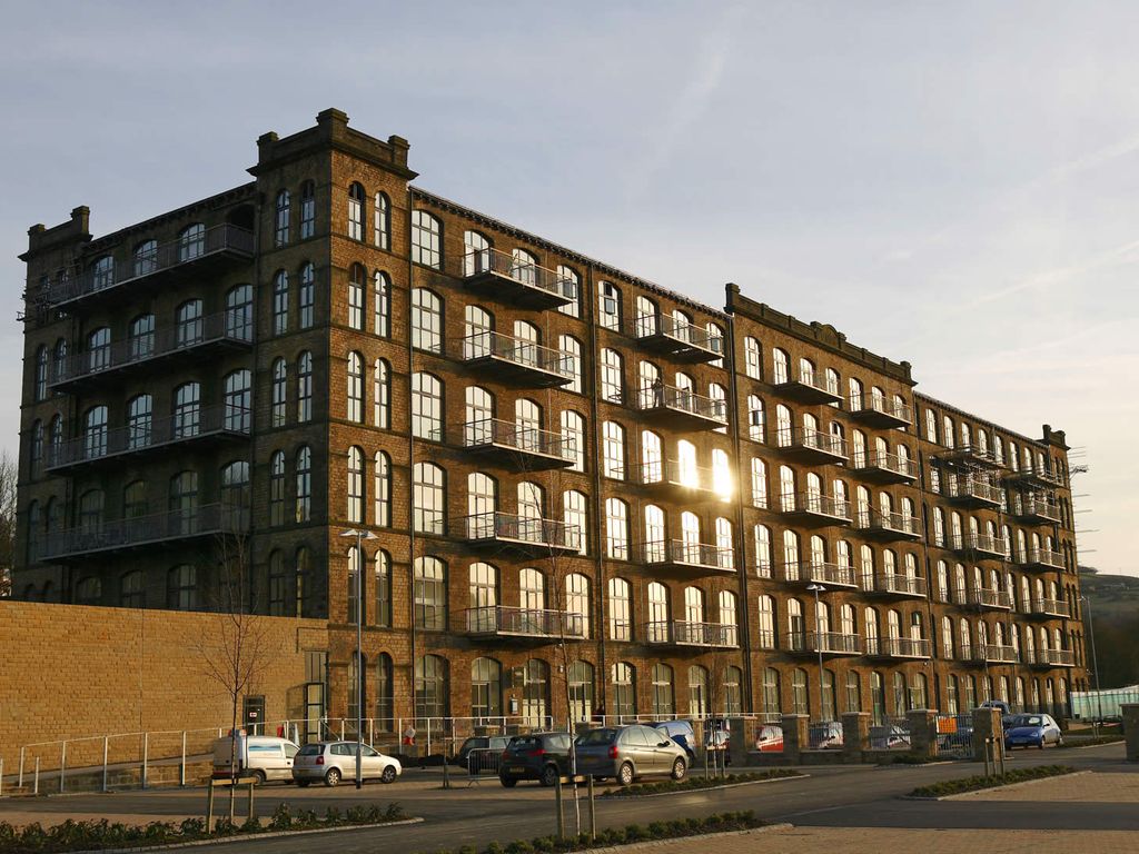 2 bed flat for sale in Low Westwood Lane, Linthwaite, Huddersfield HD7