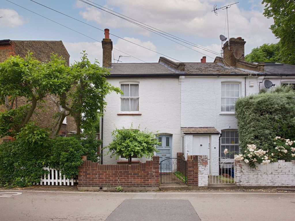 2 bed terraced house for sale in Lion Road, Twickenham TW1 Zoopla