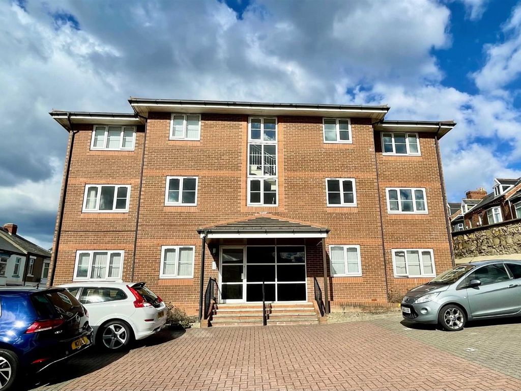 2 bed flat to rent in The Bridges, Spohr Terrace, South Shields NE33