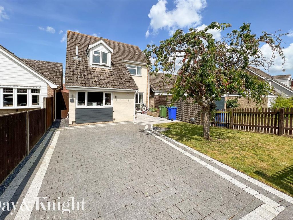 4 bed detached house for sale in Marsh View, Beccles NR34 Zoopla