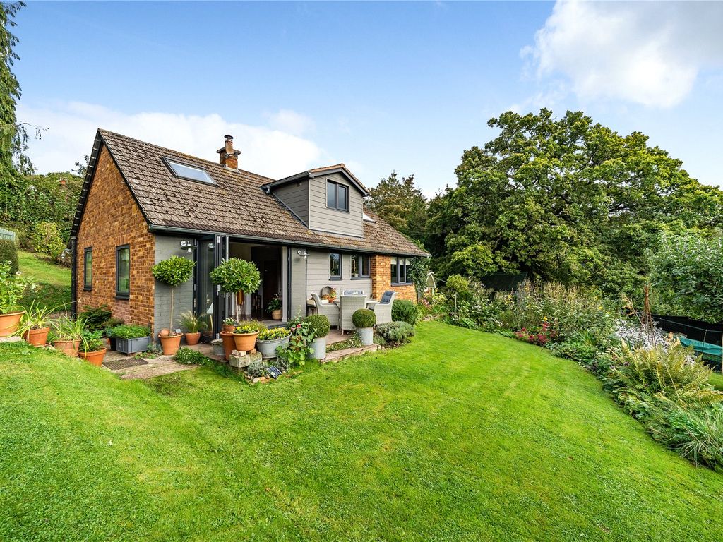 3 bed detached house for sale in Sterrys Lane, May Hill, Longhope