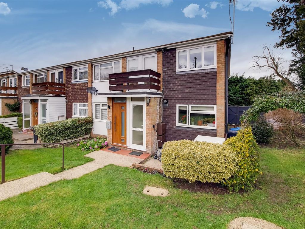 2 bed flat for sale in Hill House Close, Winchmore Hill N21 Zoopla
