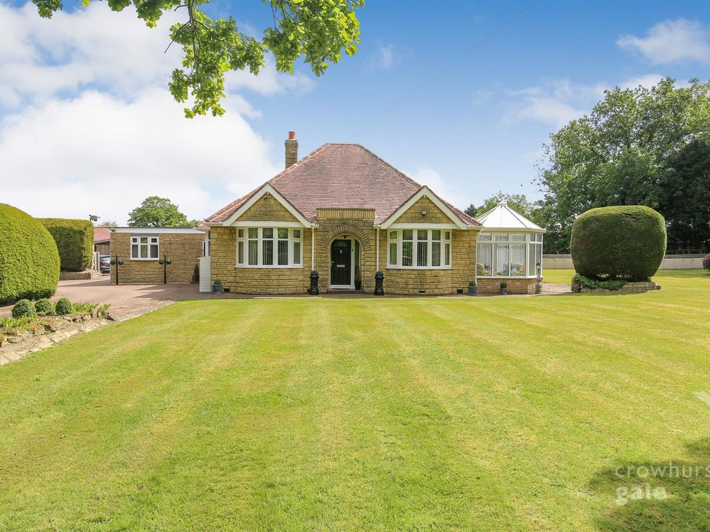 3 bed detached bungalow for sale in Frankton Lane, Stretton On Dunsmore