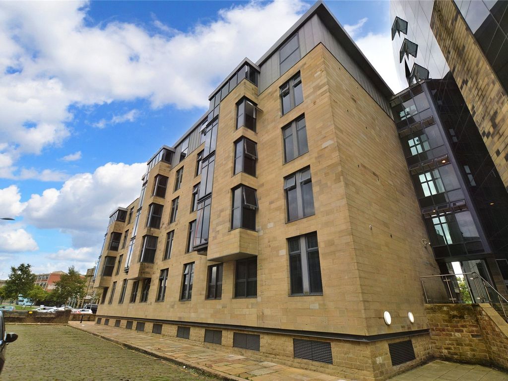 Apartment 227, The Gatehaus, Leeds Road, Bradford, West Yorkshire BD1  