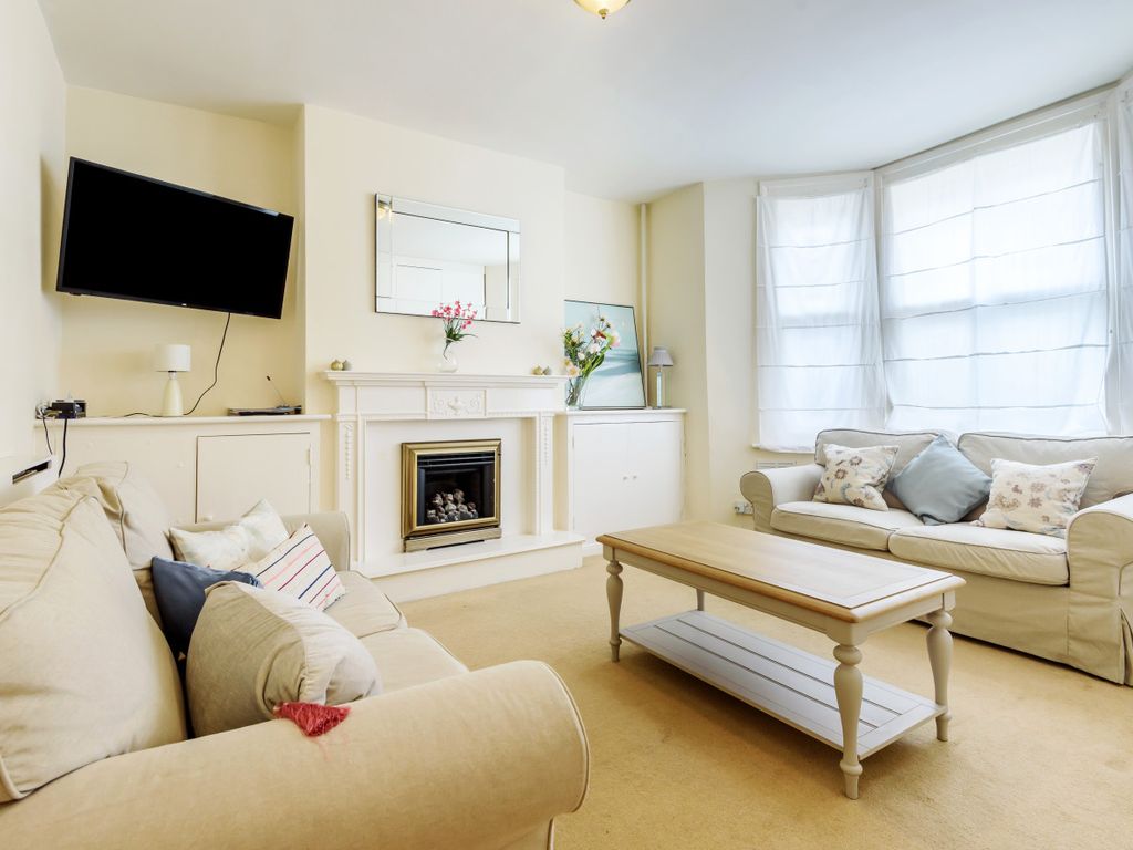 Upcerne Road, London SW10  