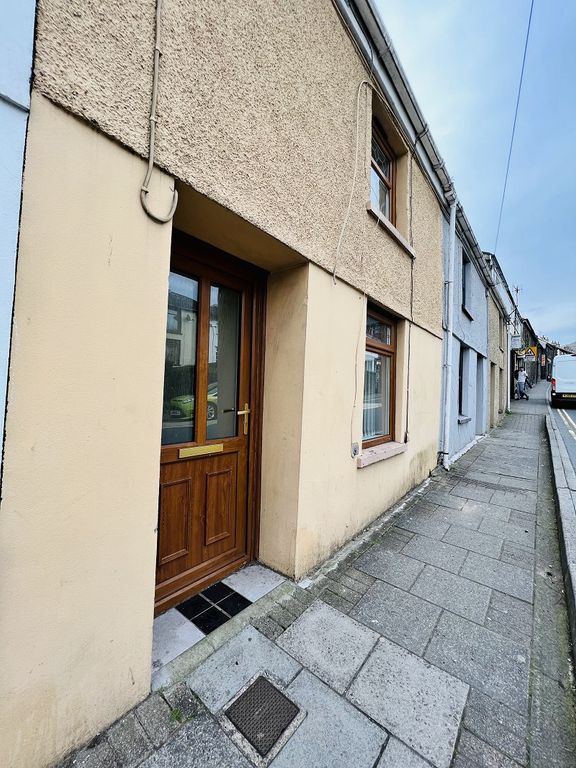 2 bed property for sale in High Street, Porth, Rhondda, Cynon, Taff