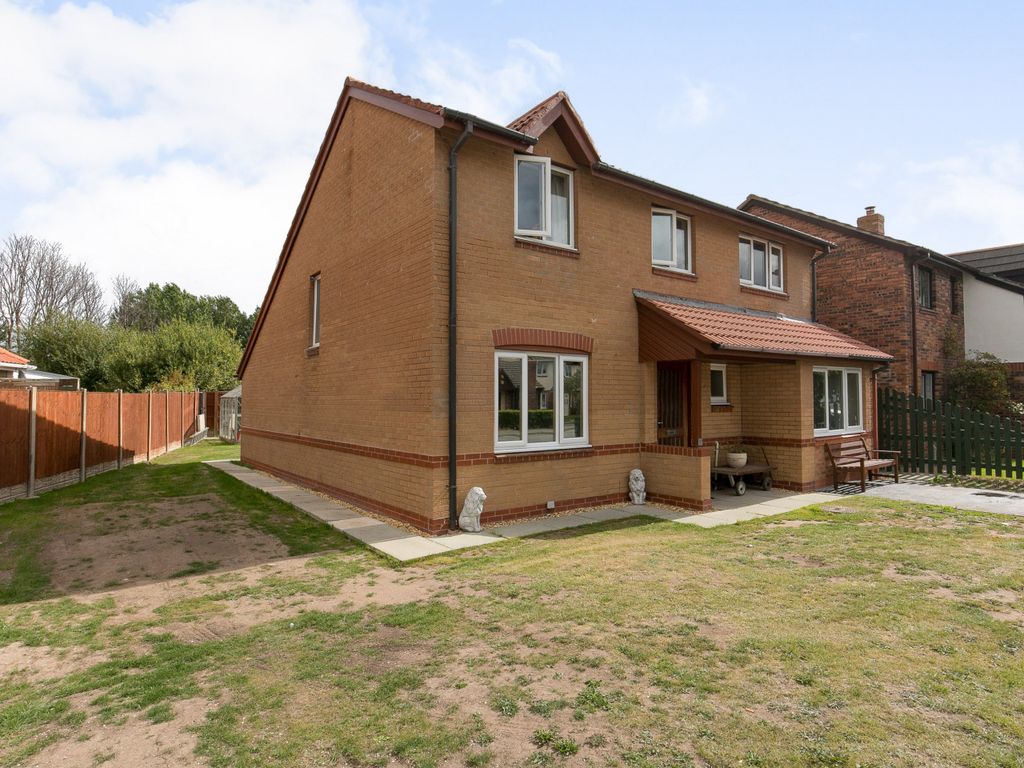 4 bed detached house for sale in Bodelwyddan Avenue, Kinmel Bay, Rhyl