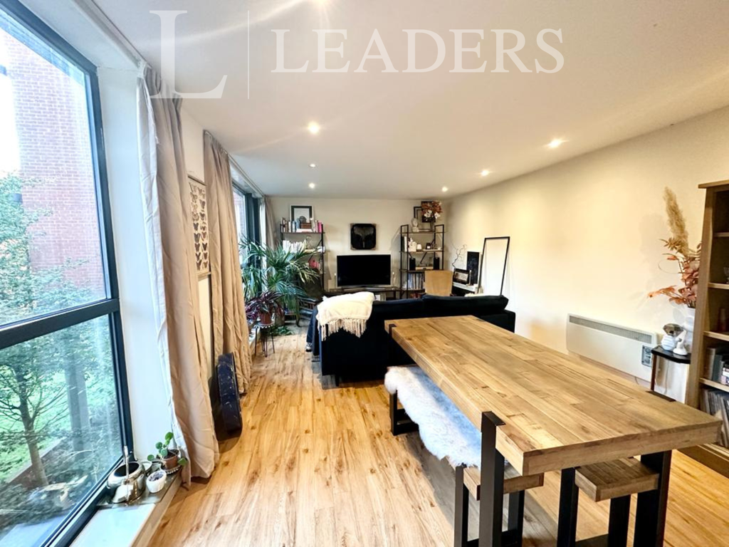 2 bed flat to rent in Avoca Court, Digbeth, Birmingham B12, £950 pcm