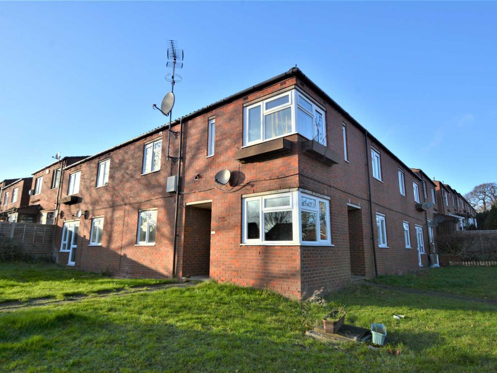 2 bed flat for sale in Stamford Avenue, Springfield, Milton Keynes MK6