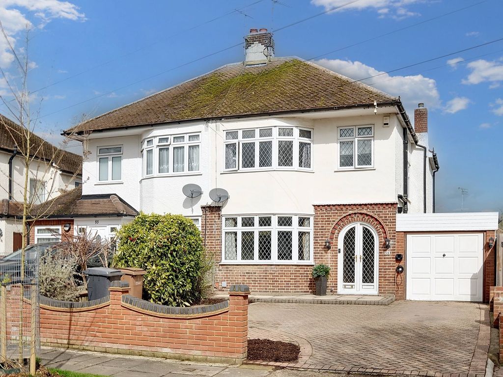 3 bed semidetached house for sale in Third Avenue, Chelmsford CM1, £