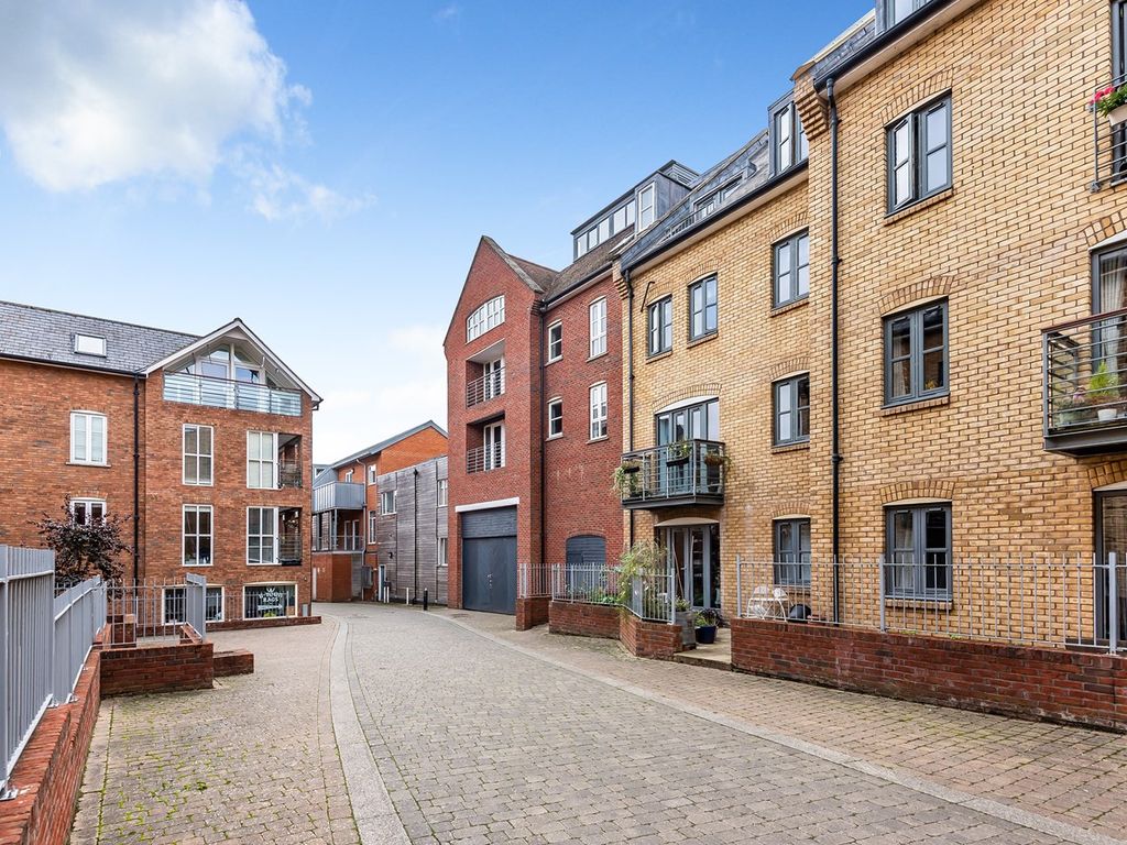 1 bed flat for sale in Coopers Yard, Paynes Park, Hitchin SG5 Zoopla
