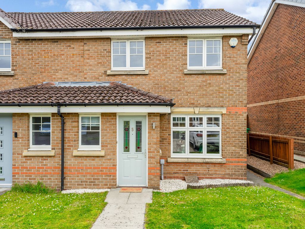 3 bed end terrace house for sale in Shepherd Street, Kirkcaldy KY2, £