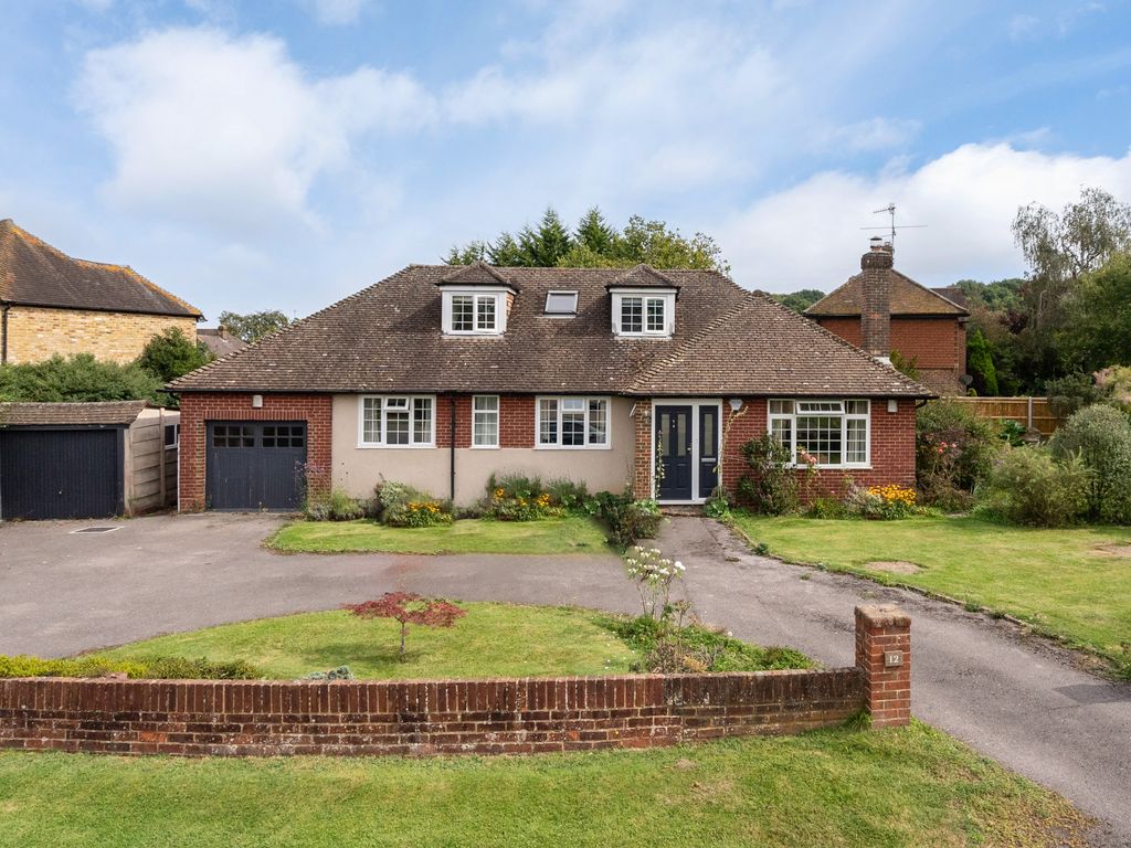 4 bed detached house for sale in Bentsbrook Park, North Holmwood