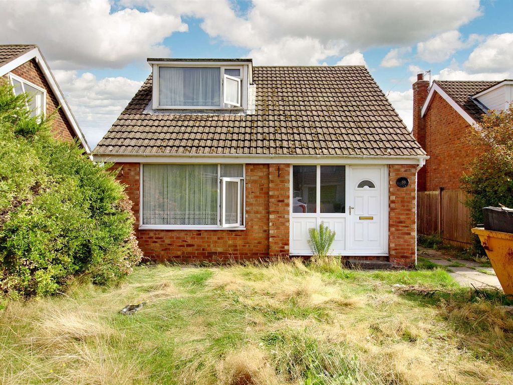3 bed detached bungalow for sale in Longton Drive, Formby, Liverpool