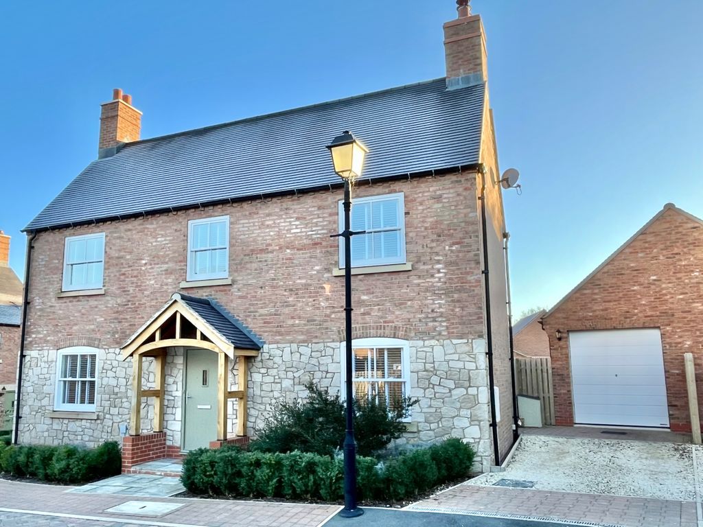 4 bed detached house for sale in Church View Lane, BreedonOnTheHill