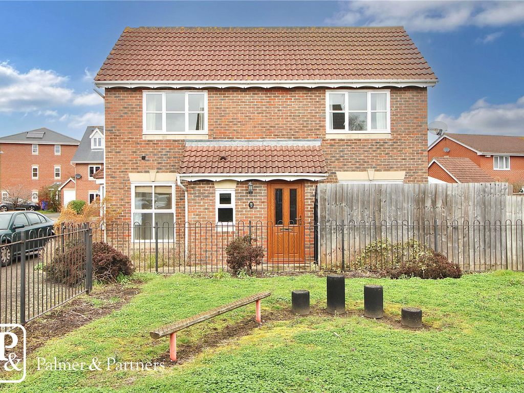 3 bed detached house for sale in Tower Mill Road, Ipswich, Suffolk IP1