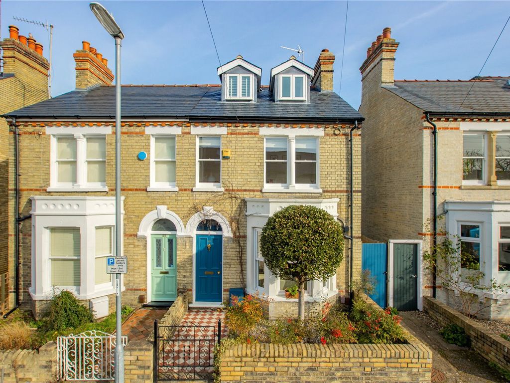 4 bed semidetached house for sale in Montague Road, Cambridge CB4 Zoopla