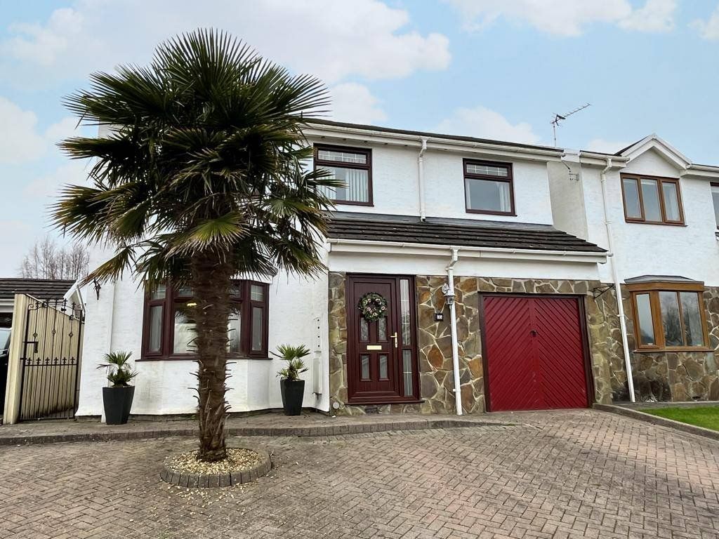 4 bed detached house for sale in Hendre Park, Llangennech, Llanelli