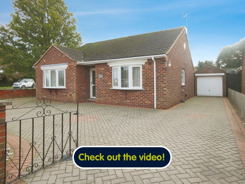 2 bed detached bungalow for sale in East Grove, BartonUponHumber DN18