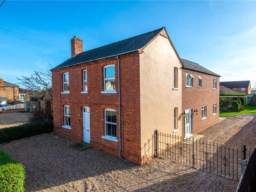 5 bed detached house for sale in Birthorpe Road, Billingborough