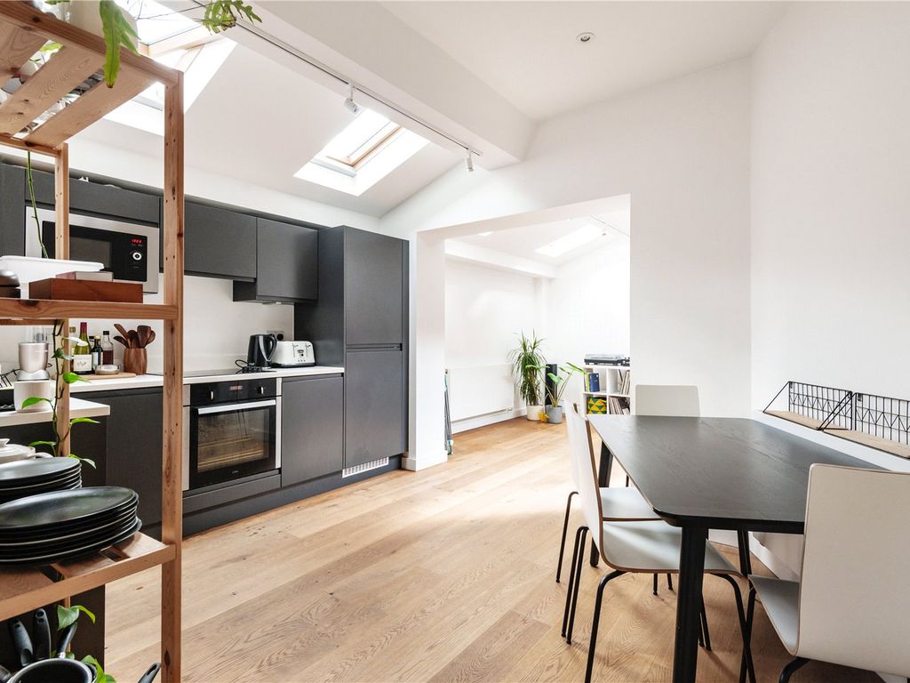 2 bed flat for sale in Manor Road, Leyton E10, £420,000 Zoopla