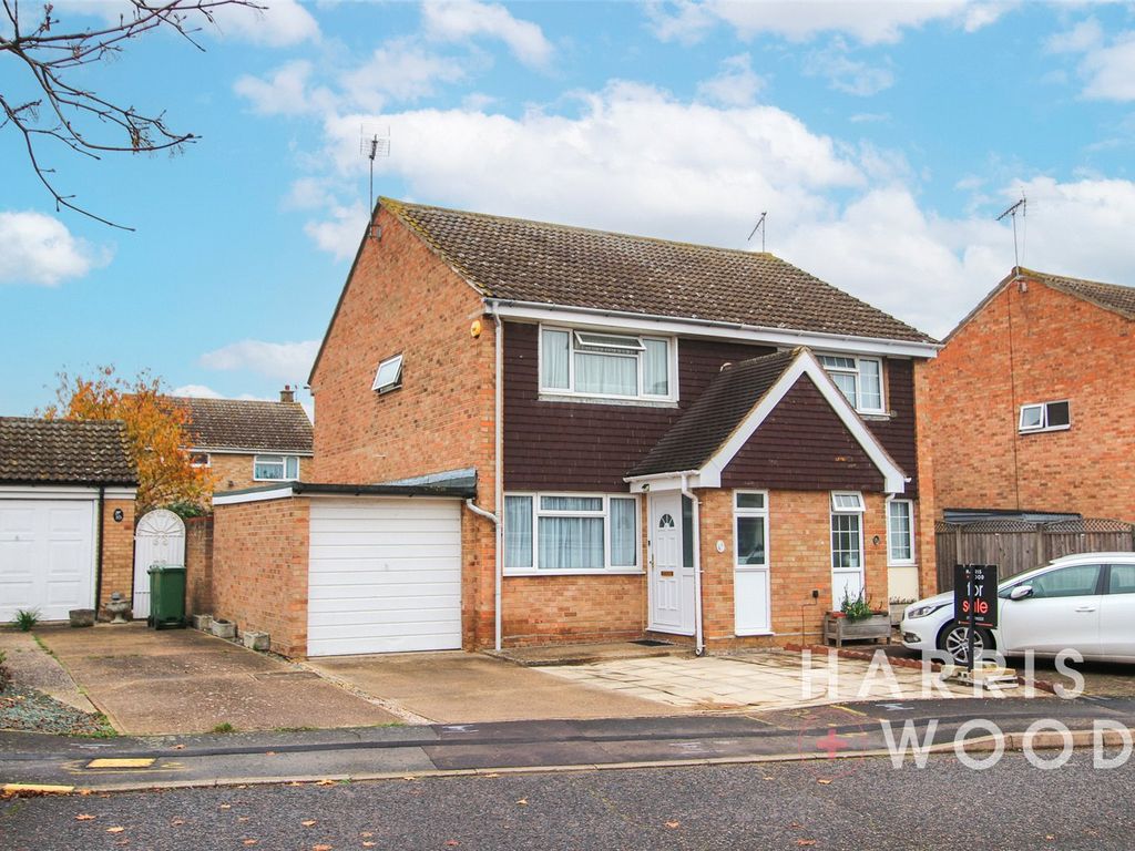 Juvina Close, Witham, Essex CM8  