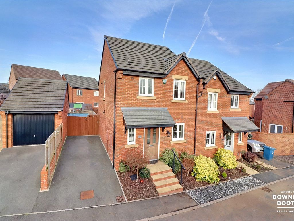 3 bed semidetached house for sale in Bond Street, Streethay, Lichfield