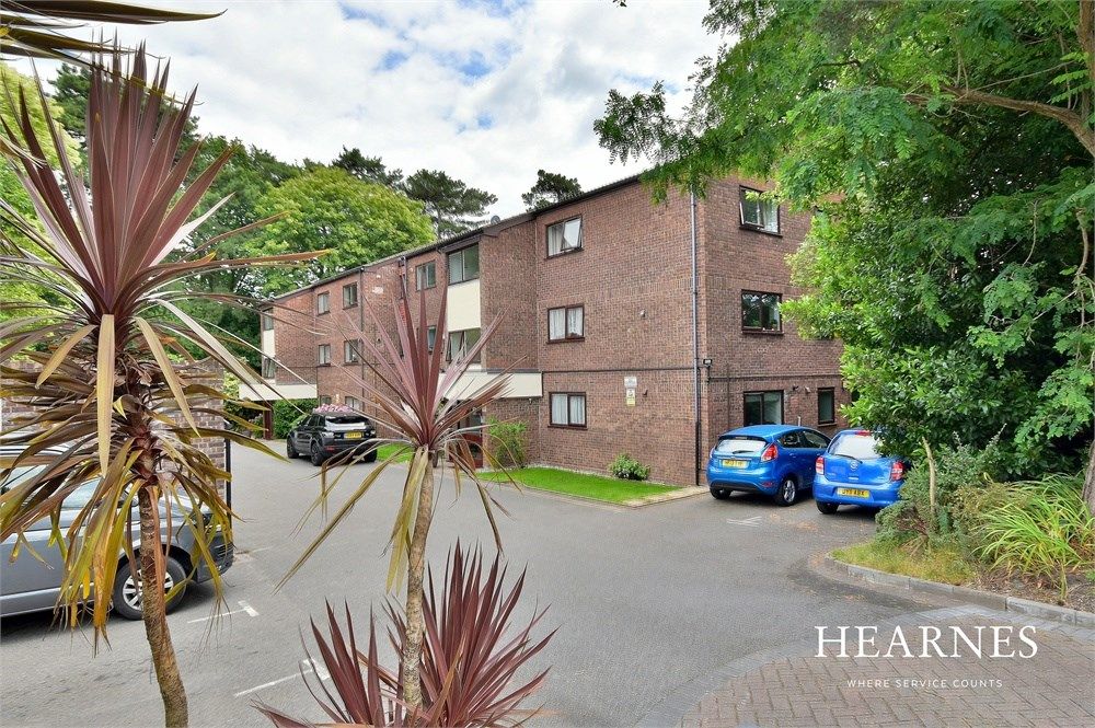 2 bed flat for sale in Dean Park Road, Dorset, Dean Park, Bournemouth