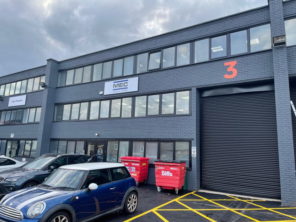 Industrial to let in Unit 3, Trust Industrial Estate, Wilbury Way