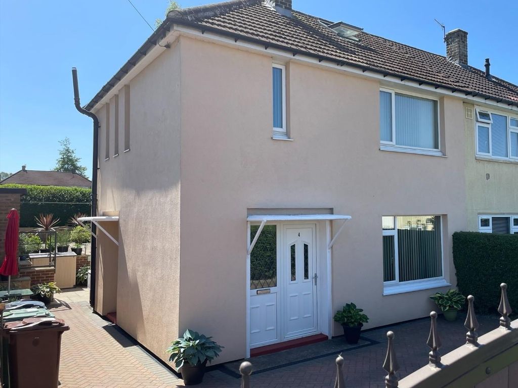 2 bed semidetached house for sale in Summerfield Place, Bramley LS13