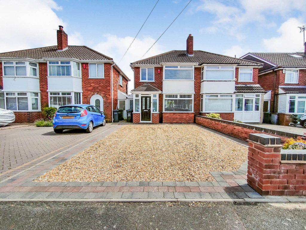 3 bed semidetached house for sale in Selworthy Road, Castle Browmwich
