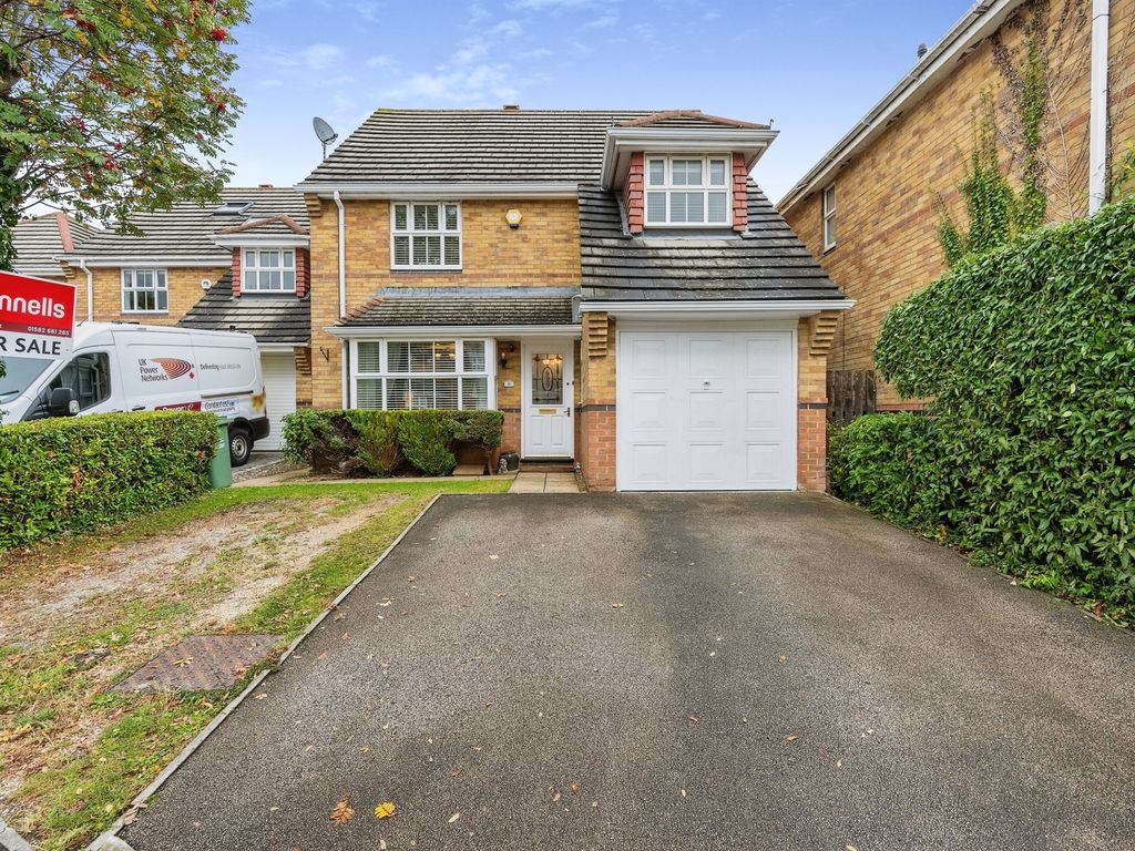 4 bed detached house for sale in Millers Way, Houghton Regis, Dunstable
