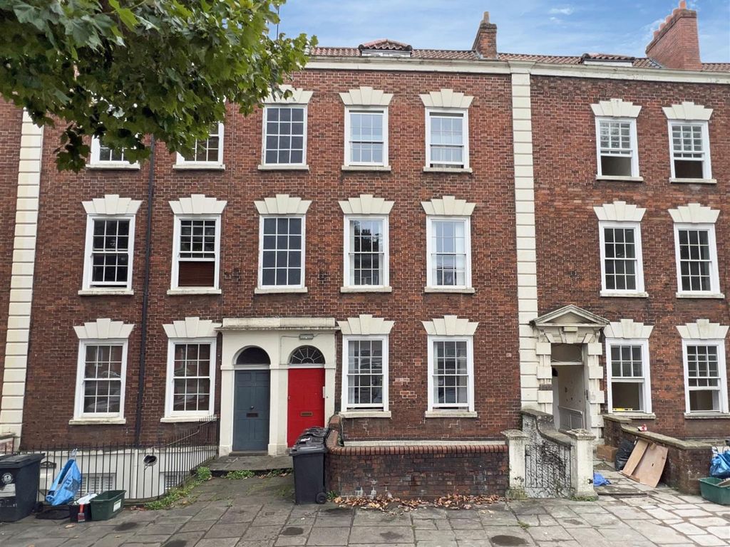 Block of flats for sale in Hotwell Road, Hotwells, Bristol BS8, £