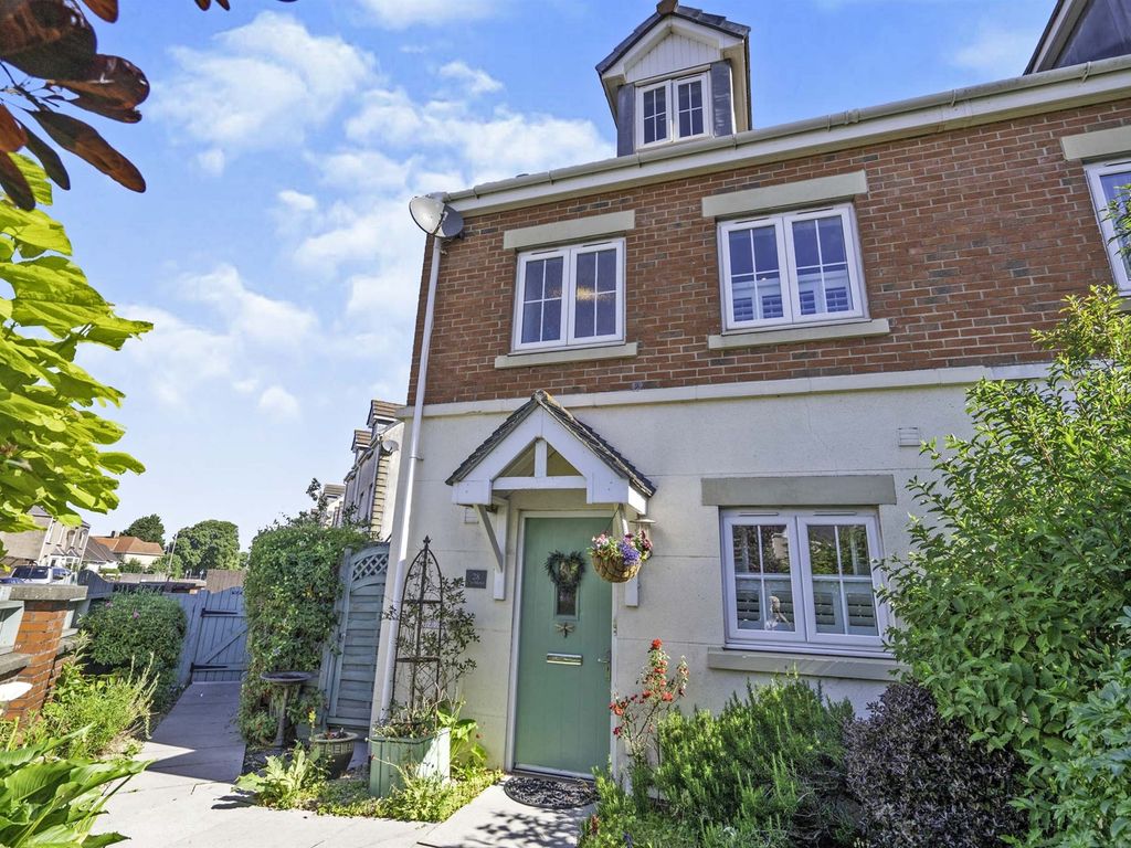 4 bed semidetached house for sale in The Mews, Aberavon, Port Talbot