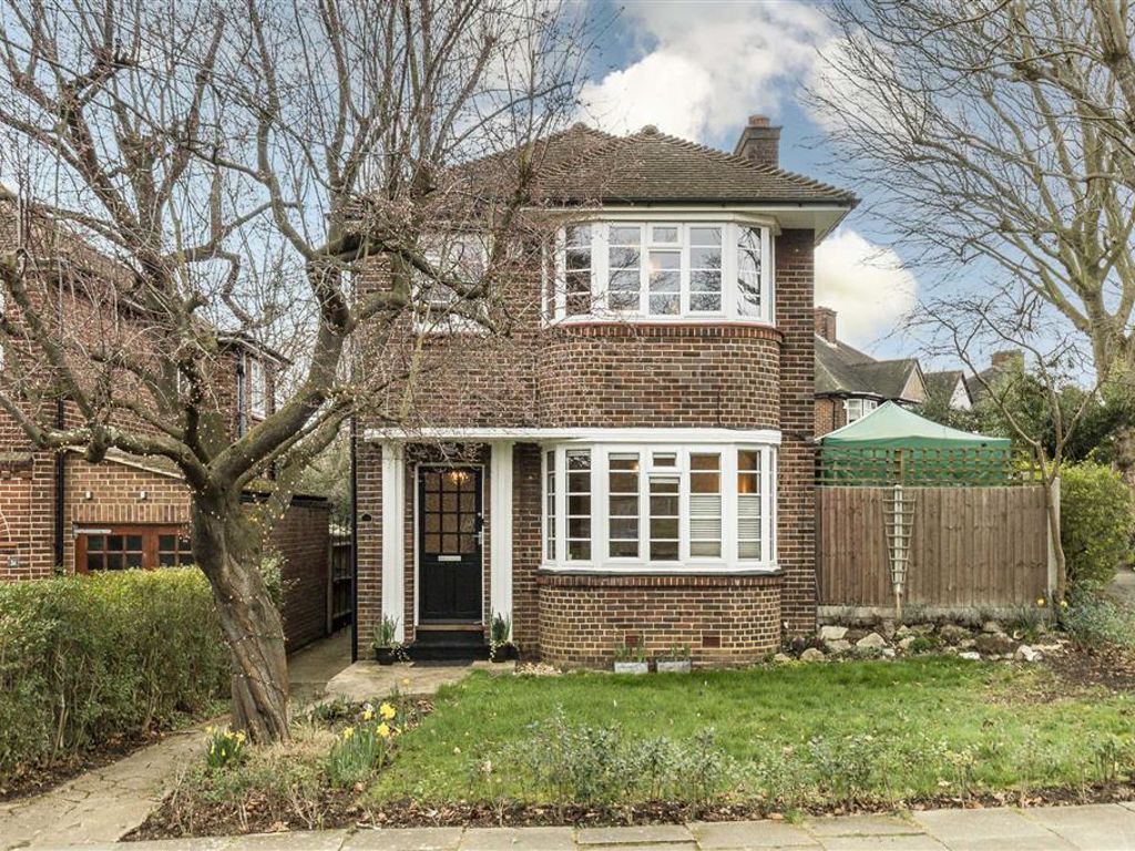 3 bed property for sale in Ashridge Crescent, London SE18 Zoopla