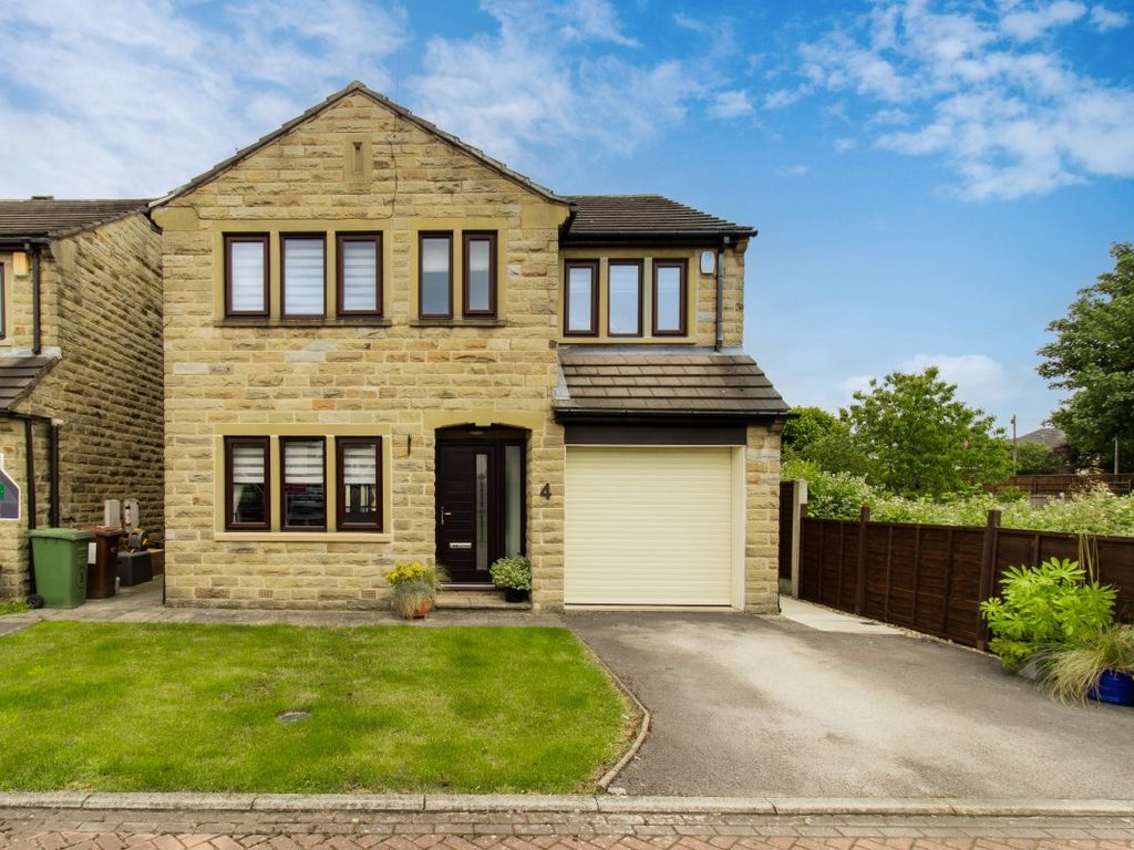 4 bed detached house for sale in Lingwell Chase, Lofthouse Gate