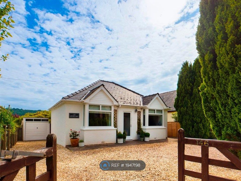 2 bed detached house to rent in Hereford Road, Monmouth NP25, £1,600