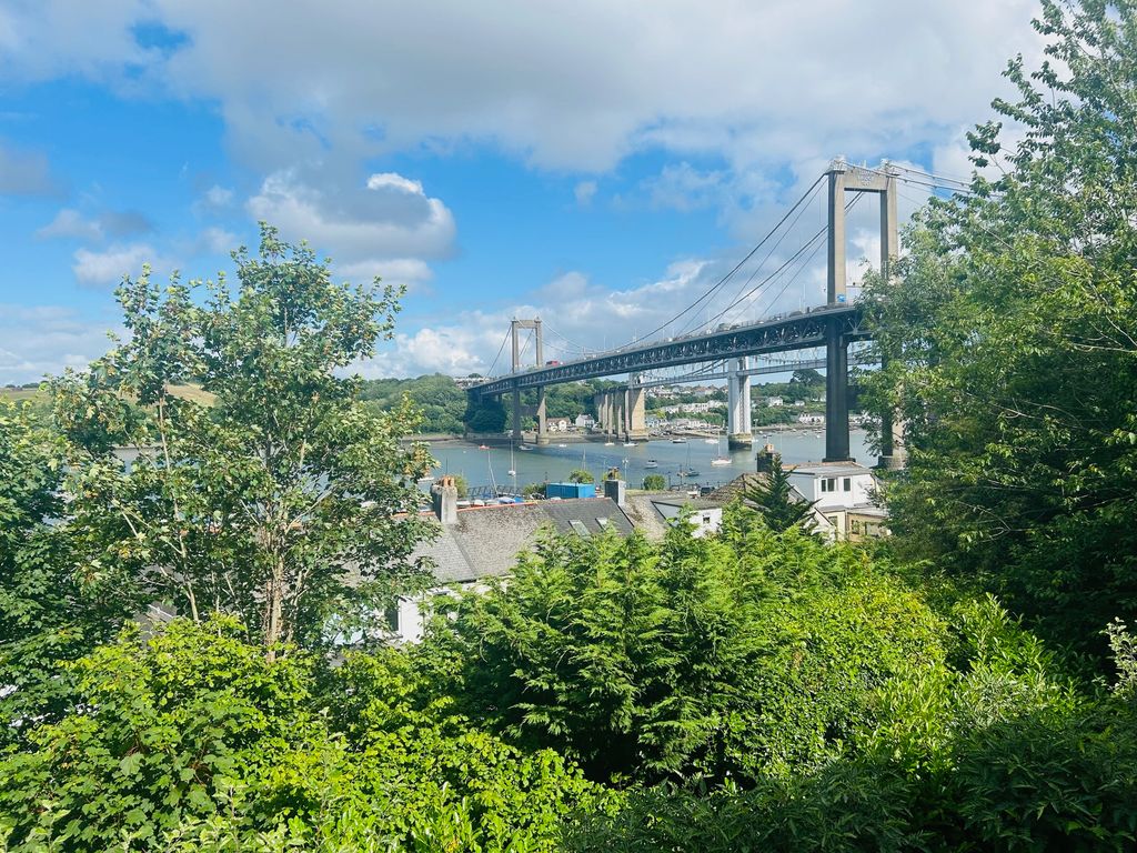 2 bed property to rent in Gardens, Saltash PL12, £800 pcm Zoopla