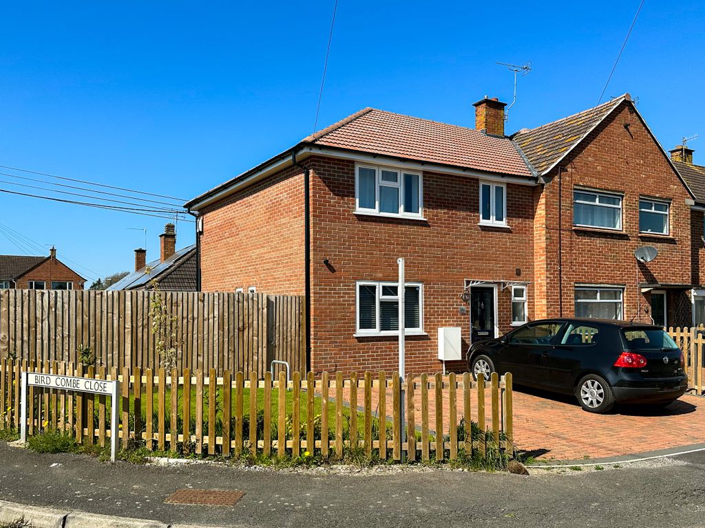 3 bed semidetached house for sale in Valleyway Road, Nailsea, Bristol