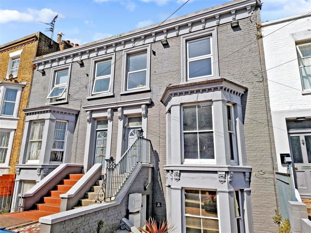 1 bed flat to rent in Godwin Road, Cliftonville, Margate CT9 Zoopla
