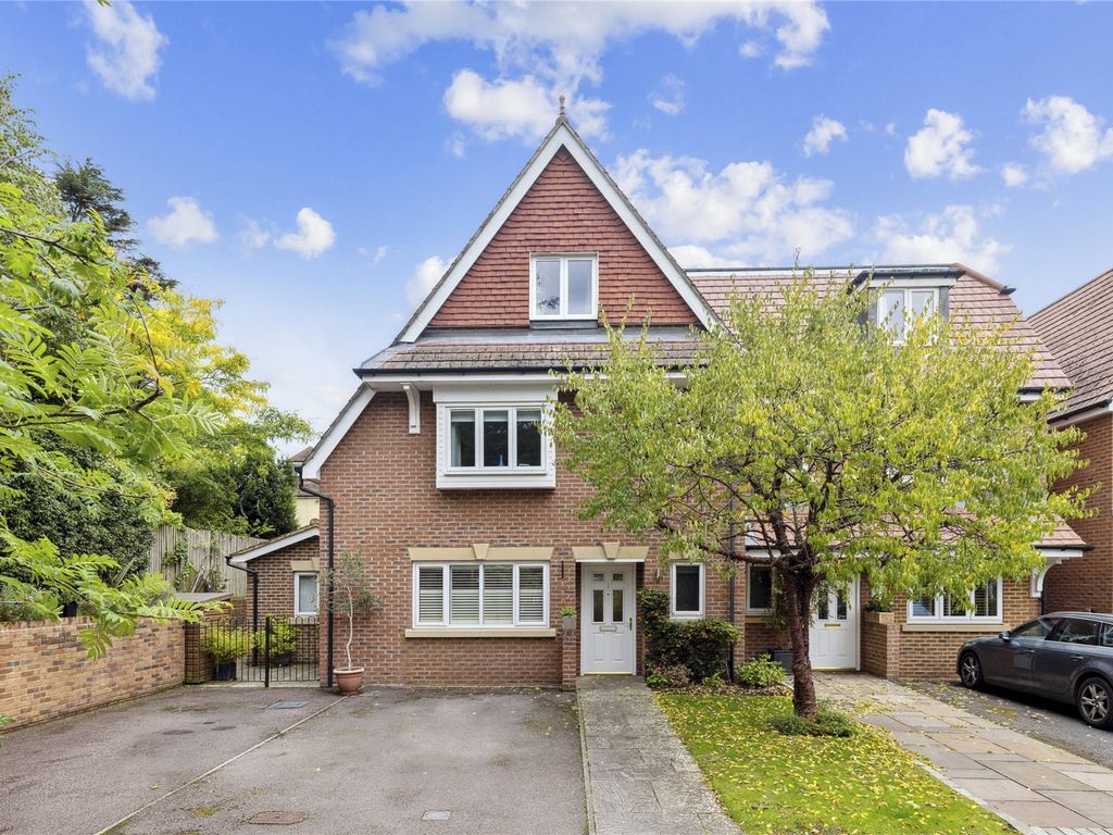 3 bed semidetached house for sale in Glade Mews, Guildford, Surrey GU1