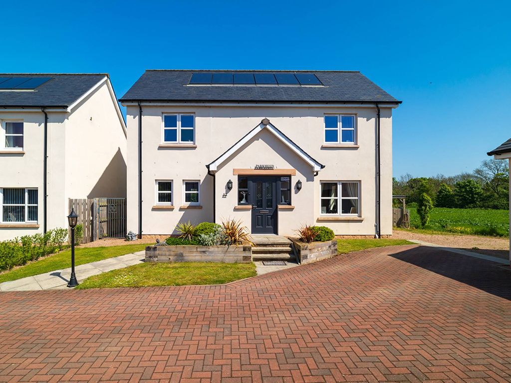 4 bed detached house for sale in East Mains, Edzell, Brechin DD9, £