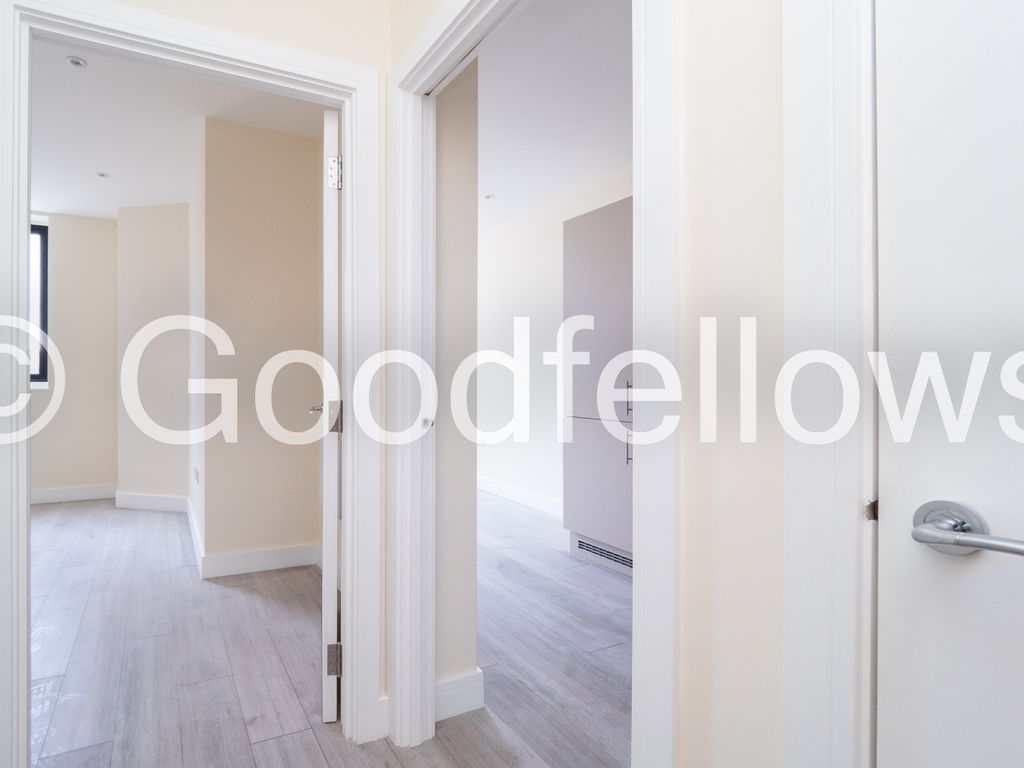 1 bed flat to rent in Ewell Road, Cheam, Sutton SM3, £1,400 pcm Zoopla