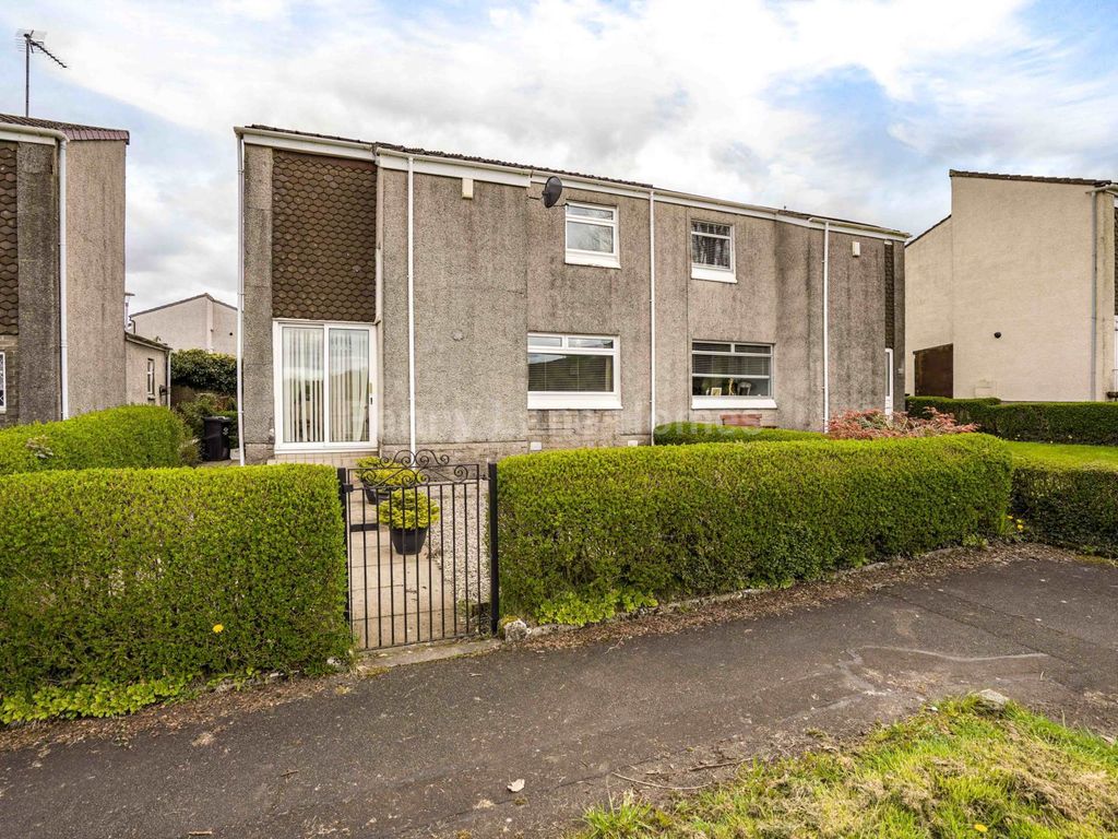 3 bed semidetached house for sale in Avenue, Johnstone PA5, £