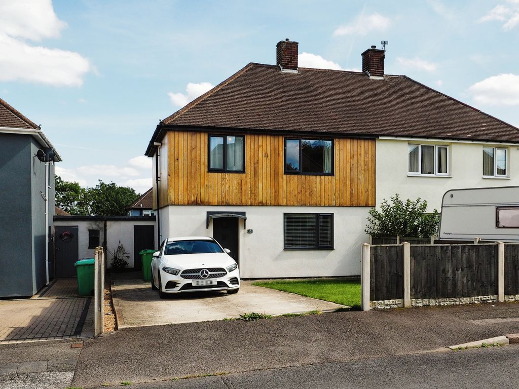 3 bed semidetached house for sale in Chetwin Road, Nottingham
