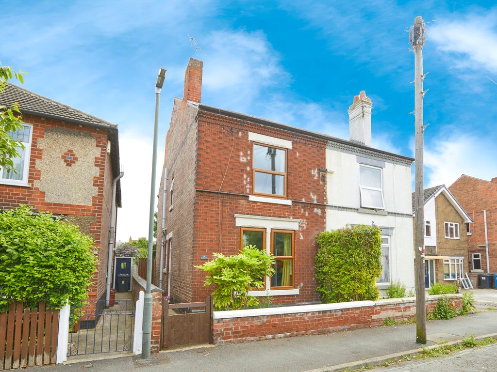 3 bed semidetached house for sale in Curzon Street, Long Eaton